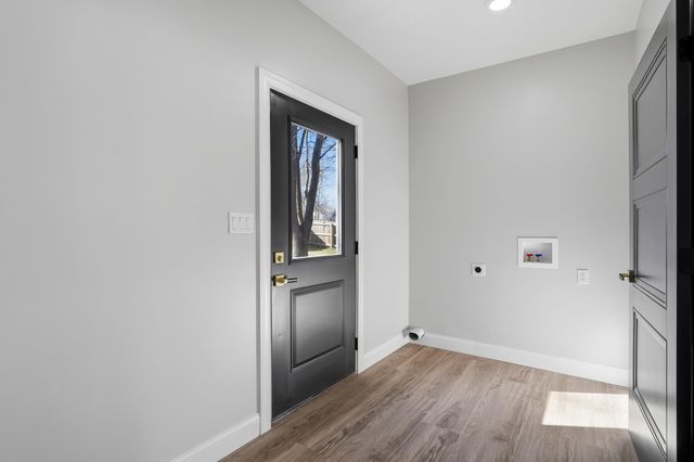 4403 GLEN EAGLE DR, Columbia, MO 65203