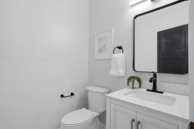 4403 GLEN EAGLE DR, Columbia, MO 65203