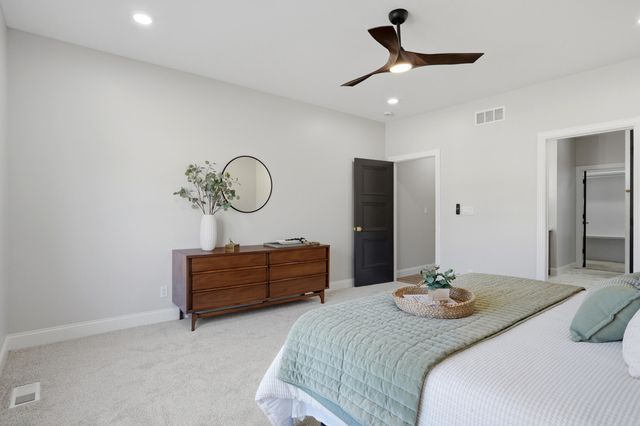 4403 GLEN EAGLE DR, Columbia, MO 65203