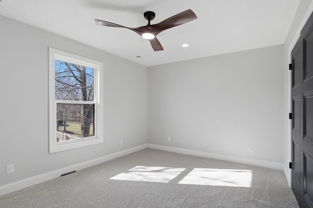 4403 GLEN EAGLE DR, Columbia, MO 65203