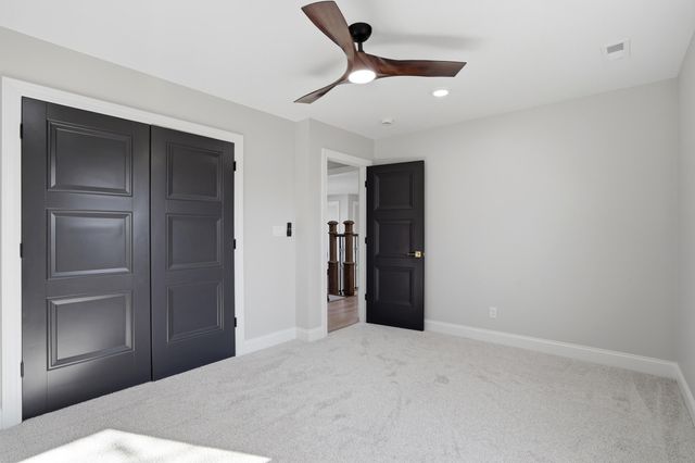 4403 GLEN EAGLE DR, Columbia, MO 65203