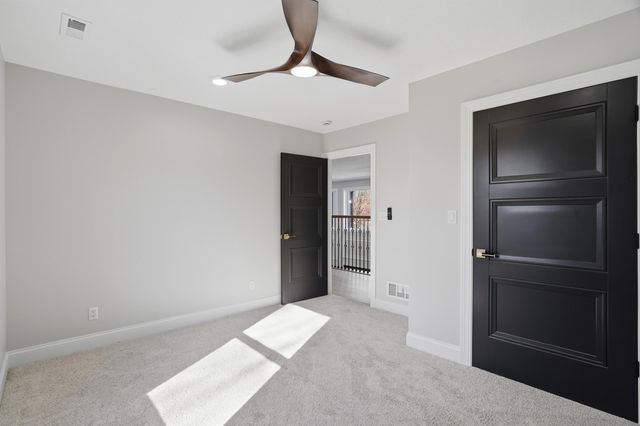 4403 GLEN EAGLE DR, Columbia, MO 65203