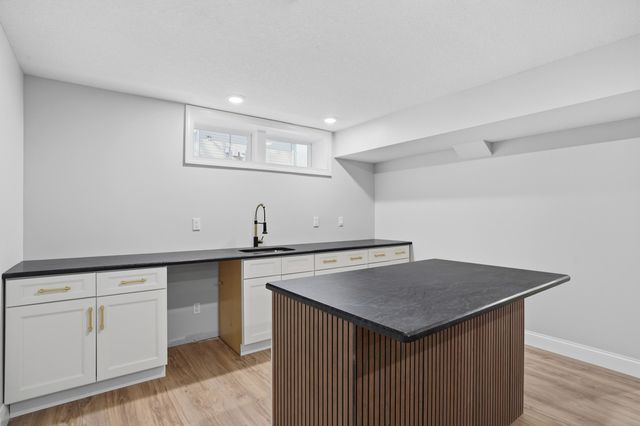 4403 GLEN EAGLE DR, Columbia, MO 65203