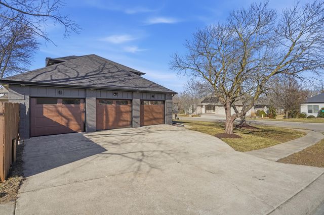 4403 GLEN EAGLE DR, Columbia, MO 65203