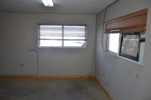 6674 Maltese Lane W, Bozeman, MT 59718