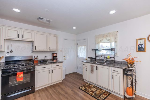 1530 N Williston Street, Pampa, TX 79065