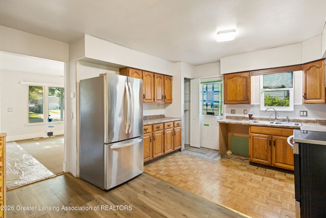 3812 Wainwright Avenue, Lansing, MI 48911