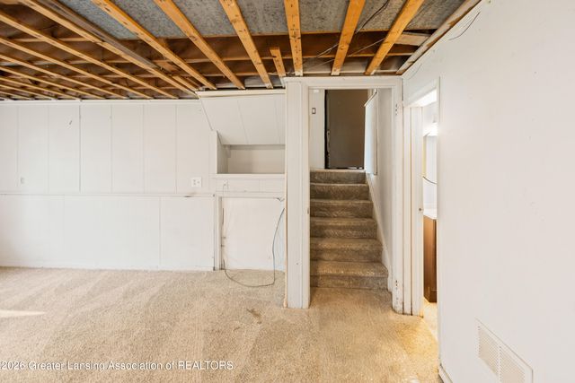3812 Wainwright Avenue, Lansing, MI 48911