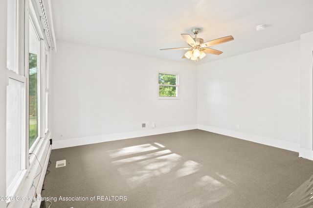 3812 Wainwright Avenue, Lansing, MI 48911