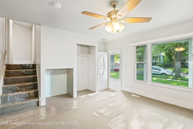 3812 Wainwright Avenue, Lansing, MI 48911