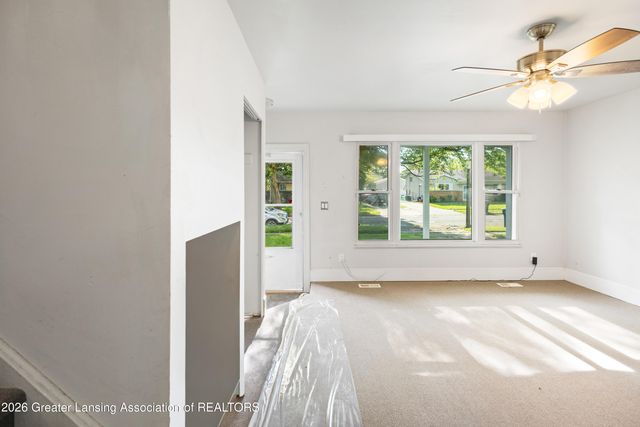 3812 Wainwright Avenue, Lansing, MI 48911