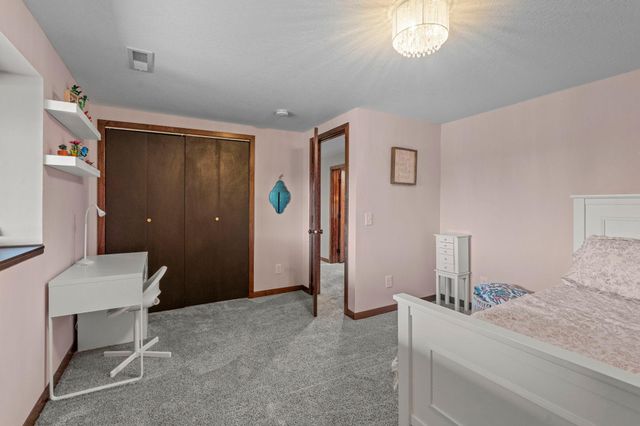 20470 Enfield Avenue N, Forest Lake, MN 55025