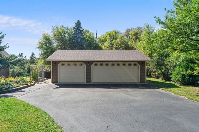 20470 Enfield Avenue N, Forest Lake, MN 55025