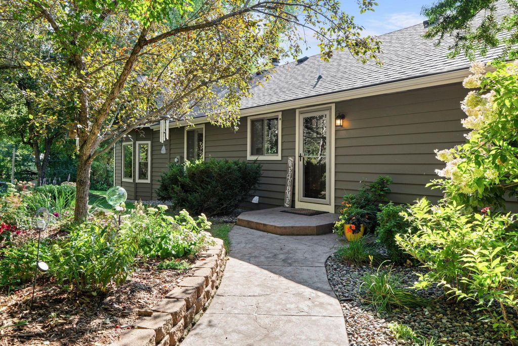 20470 Enfield Avenue N, Forest Lake, MN 55025 — exterior
