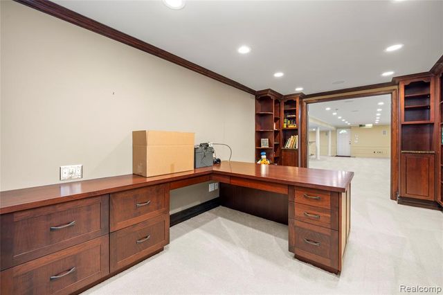 6567 Claremore Court, West Bloomfield, MI 48322