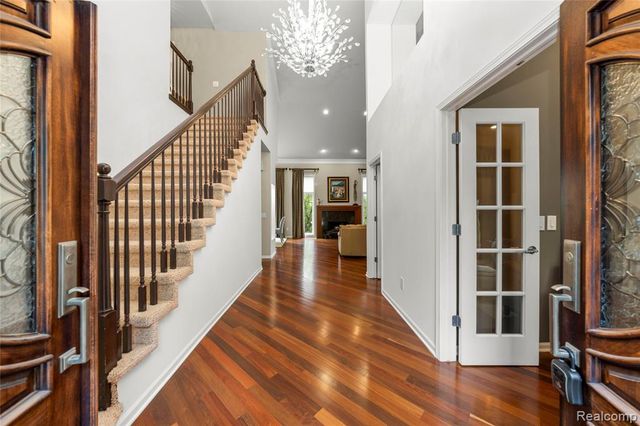 6567 Claremore Court, West Bloomfield, MI 48322