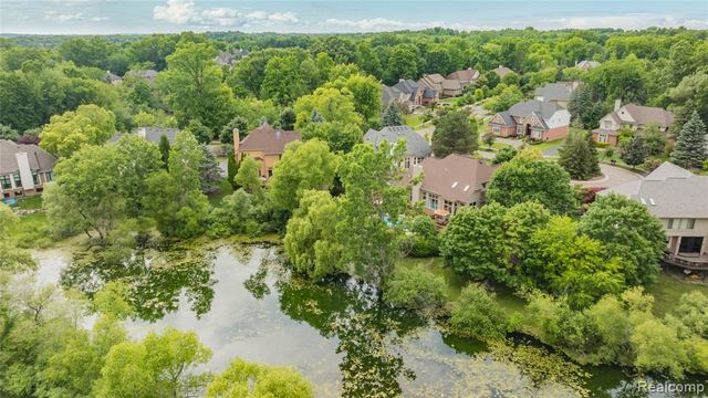 6567 Claremore Court, West Bloomfield, MI 48322