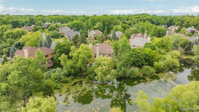 6567 Claremore Court, West Bloomfield, MI 48322
