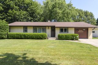 700 Lemira AVENUE, Waukesha, WI 53188