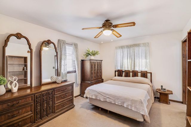 8120 Tapper Avenue, Munster, IN 46321