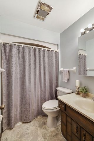 8120 Tapper Avenue, Munster, IN 46321