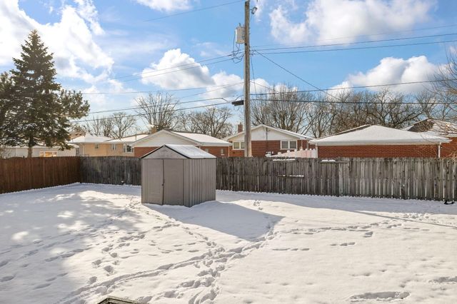 8120 Tapper Avenue, Munster, IN 46321