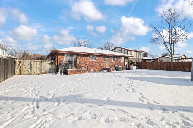 8120 Tapper Avenue, Munster, IN 46321