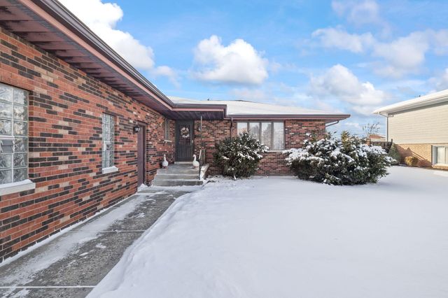 8120 Tapper Avenue, Munster, IN 46321