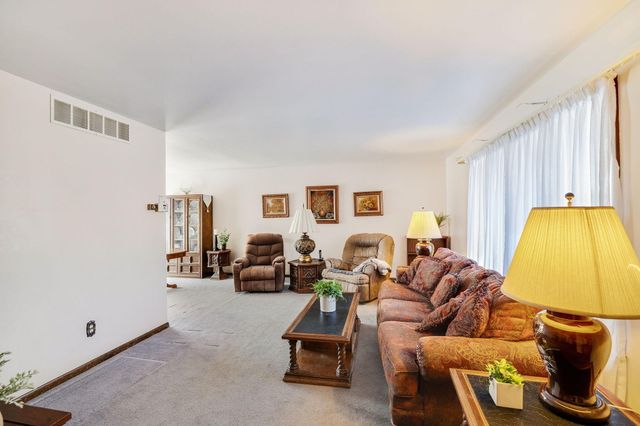 8120 Tapper Avenue, Munster, IN 46321