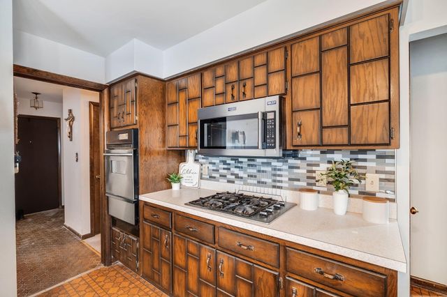 8120 Tapper Avenue, Munster, IN 46321