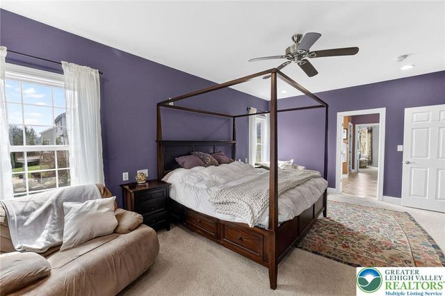 210 Sonny Drive, Bushkill Twp, PA 18091