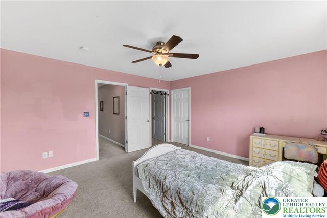 210 Sonny Drive, Bushkill Twp, PA 18091