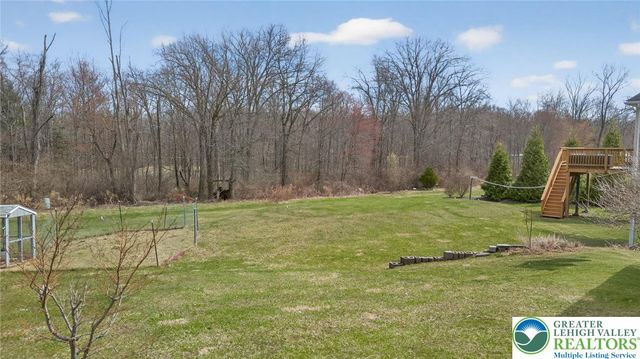 210 Sonny Drive, Bushkill Twp, PA 18091