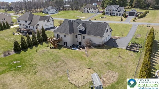 210 Sonny Drive, Bushkill Twp, PA 18091