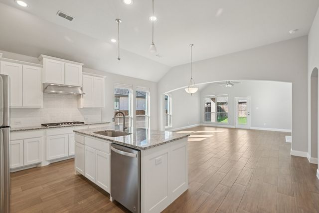 1709 Everitt Trail, Fort Worth, TX 76052