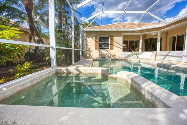 7996 Tiger Palm WAY, Fort Myers, FL 33966