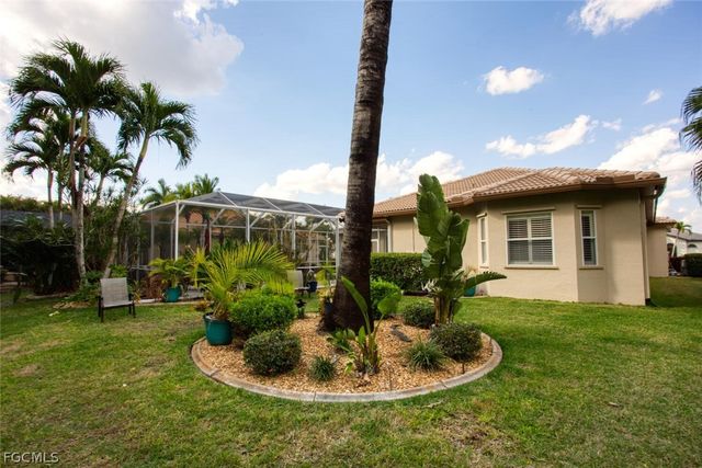 7996 Tiger Palm WAY, Fort Myers, FL 33966