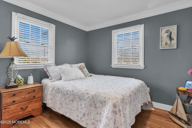 33 Sand Creek Lane, Toms River, NJ 08753