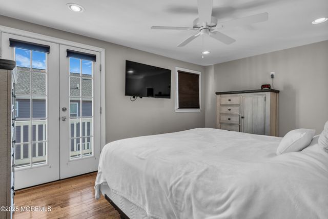 33 Sand Creek Lane, Toms River, NJ 08753