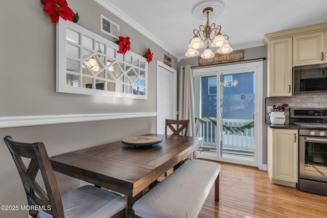 33 Sand Creek Lane, Toms River, NJ 08753