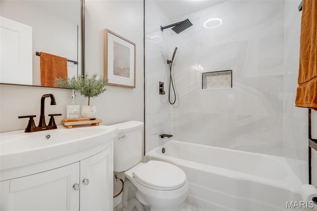 3611 Forest Dale Drive, St Louis, MO 63125