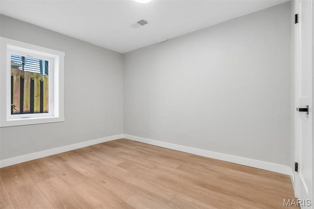 3611 Forest Dale Drive, St Louis, MO 63125