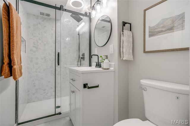 3611 Forest Dale Drive, St Louis, MO 63125