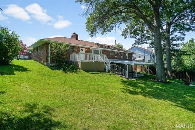 3611 Forest Dale Drive, St Louis, MO 63125