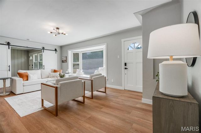 3611 Forest Dale Drive, St Louis, MO 63125