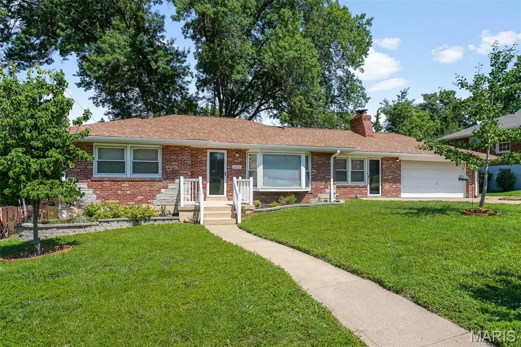 3611 Forest Dale Drive, St Louis, MO 63125