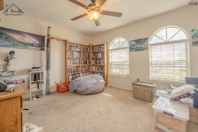 4 LORI LANE, Wichita Falls, TX 76306