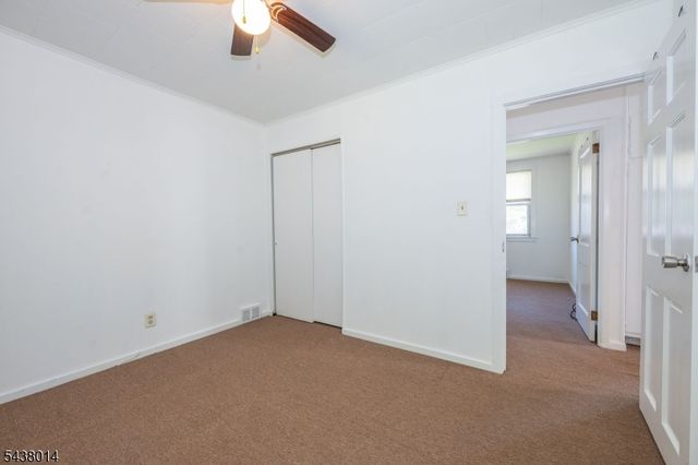 67 Stuyvesant Court, Clifton City, NJ 07013