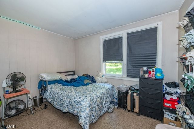67 Stuyvesant Court, Clifton City, NJ 07013