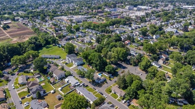 67 Stuyvesant Court, Clifton City, NJ 07013
